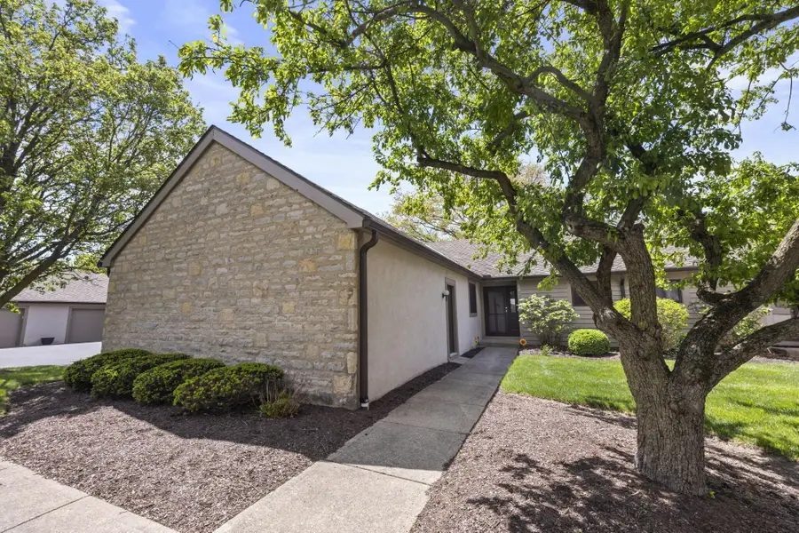 6045 Arran Court, Dublin, OH 43017 - #2