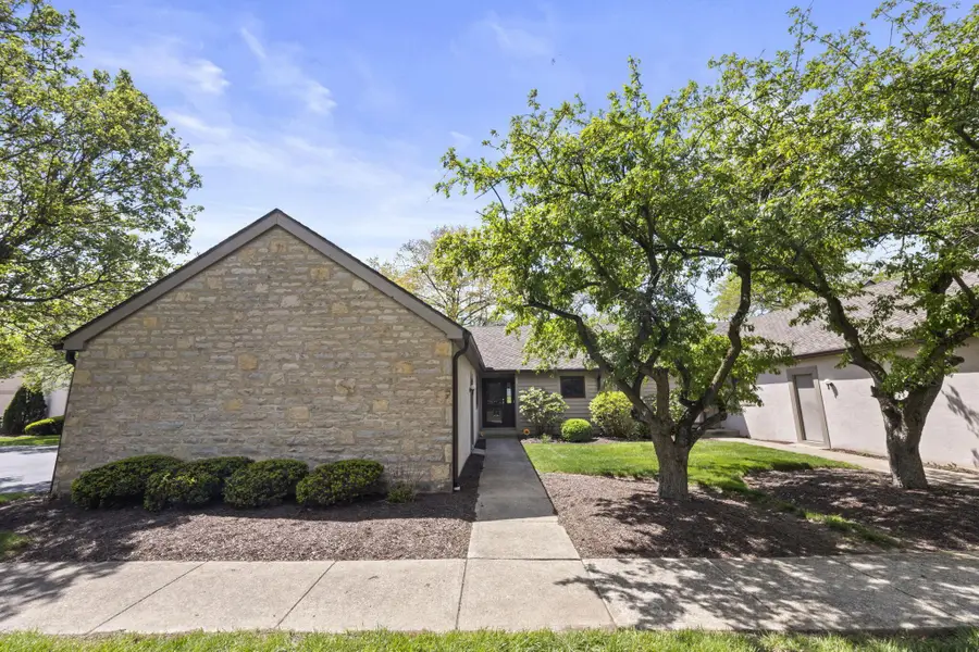6045 Arran Court, Dublin, OH 43017 - #3