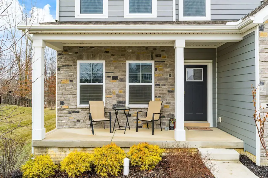 202 Deanscroft Drive, Pickerington, OH 43147 - #2