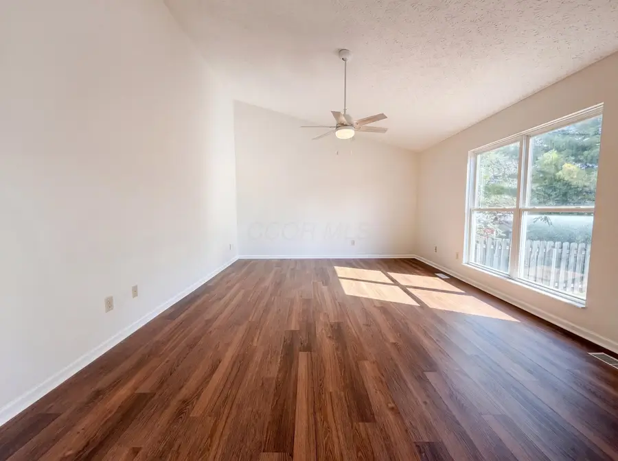 5074 Langcroft Drive, Hilliard, OH 43026 - #3