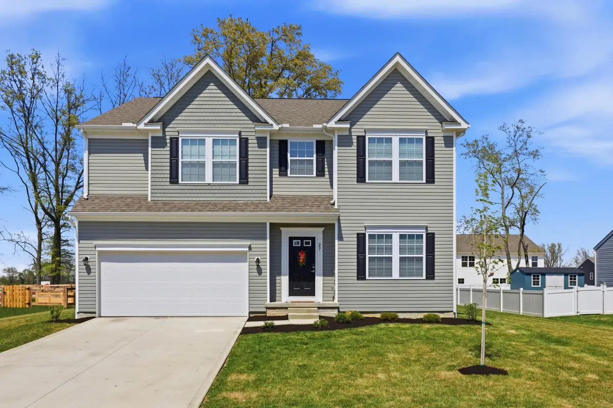 27 Hemingway Avenue, Ashville, OH 43103 - #1