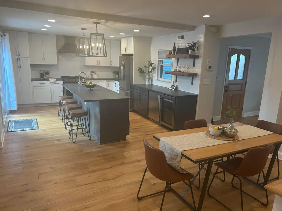 1382 Hollywood Place, Columbus, OH 43212 - #2