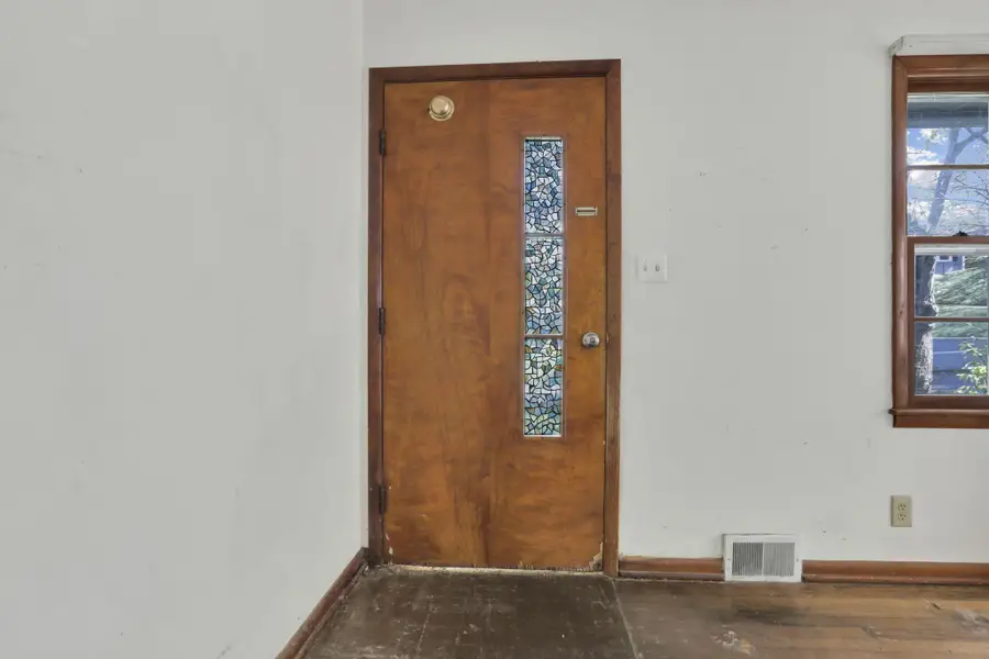 1377 Graf Street, Lancaster, OH 43130 - #3