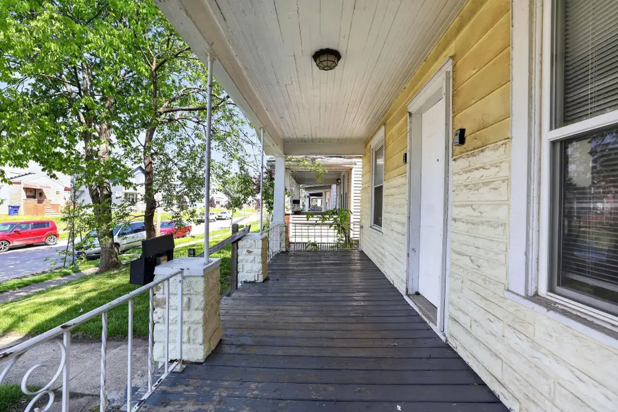 446 S Powell Avenue, Columbus, OH 43204 - #3