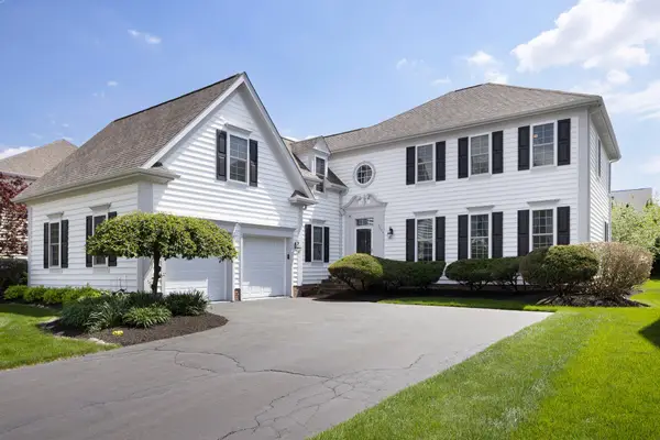 7033 Cunningham Drive, New Albany, OH 43054