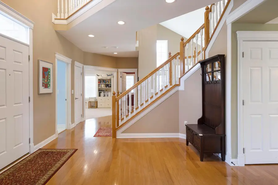 7033 Cunningham Drive, New Albany, OH 43054 - #2