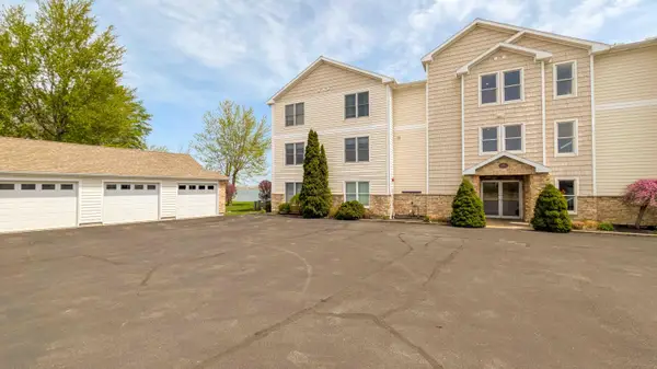 6005 E Harbor Road, Marblehead, OH 43440