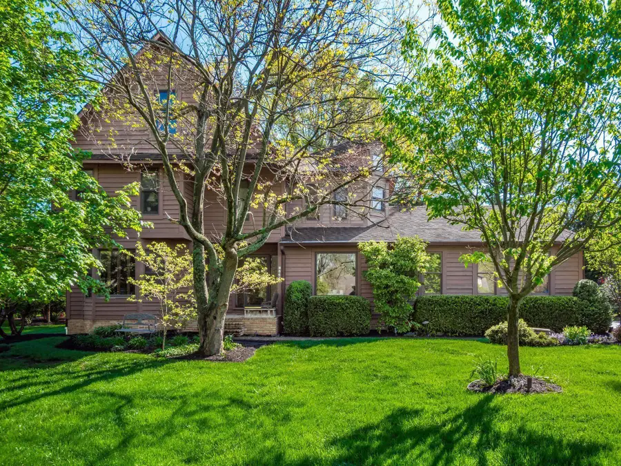 8642 Hawick Court S, Dublin, OH 43017 - #3