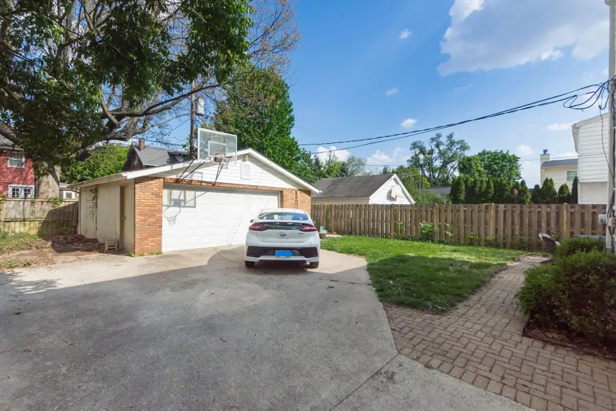 30 S Dawson Avenue, Columbus, OH 43209 - #3