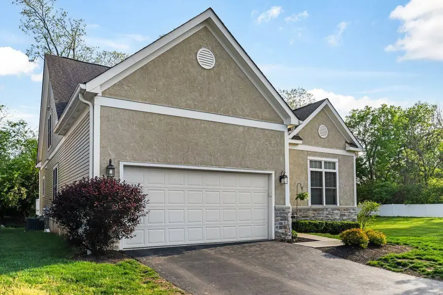 167 Creekside Green Drive, Gahanna, OH 43230 - #2