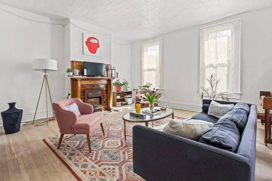 1570 E Long Street, Columbus, OH 43203 - #3