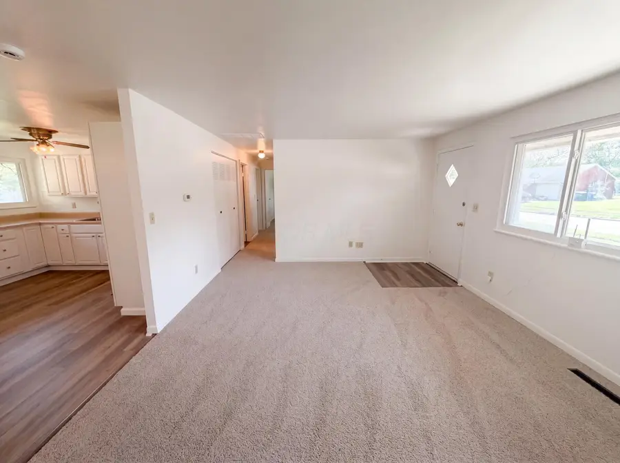 924 Miriam Drive W, Columbus, OH 43204 - #3