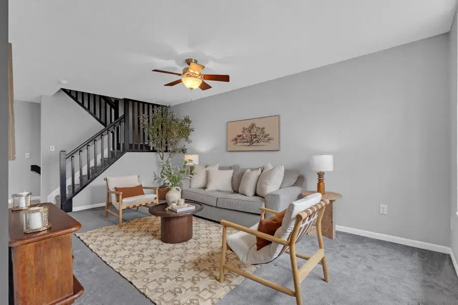 7019 Monarchos Drive, New Albany, OH 43054 - #3