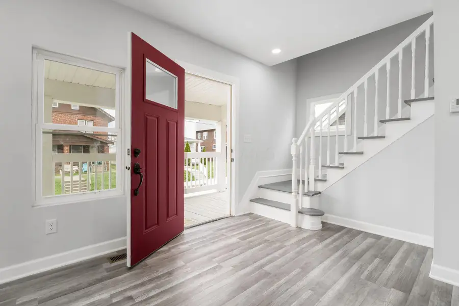 905 Carpenter Street, Columbus, OH 43206 - #2