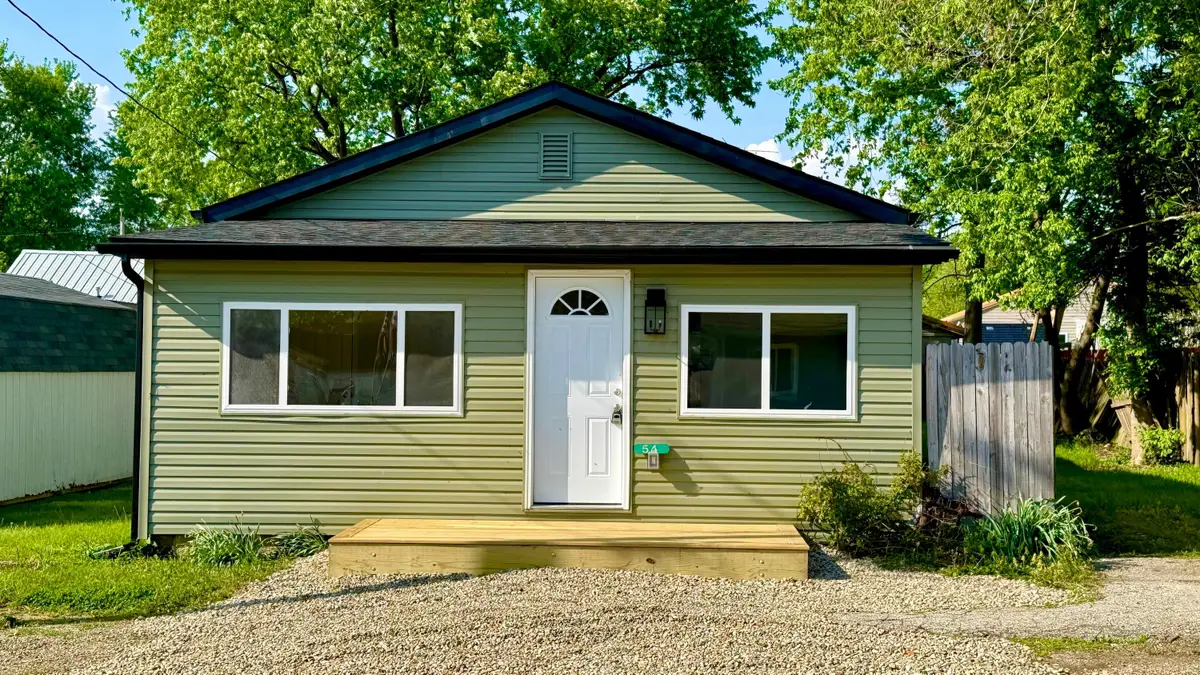 54 4th Street, Buckeye Lake, OH 43008 - #1
