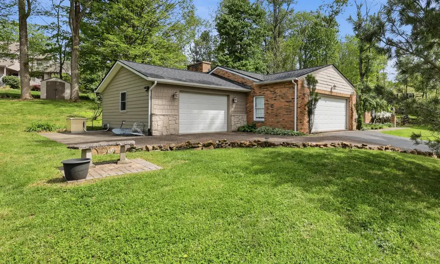 1722 Red Oak Drive Ne, Lancaster, OH 43130 - #2