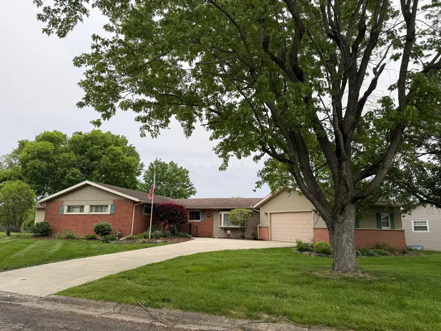 1003 Lynwood Avenue, Circleville, OH 43113 - #3
