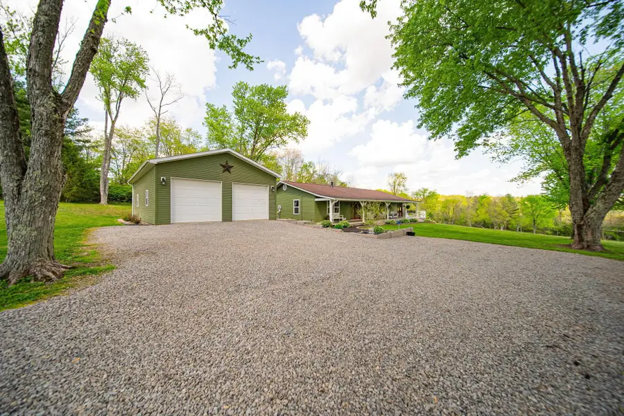 3966 Toll Gate Road Nw, Somerset, OH 43783 - #2
