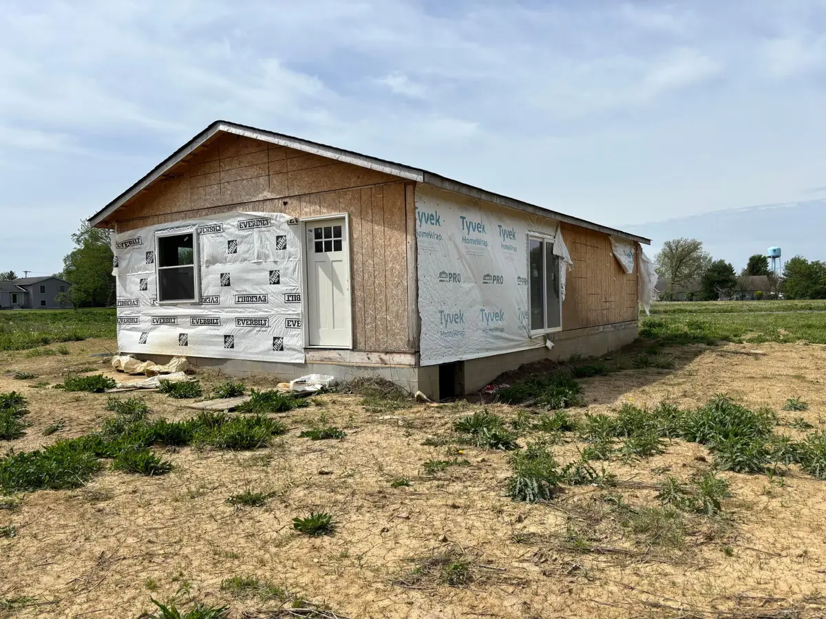 342 W Columbus Road, South Charleston, OH 45368 - #1