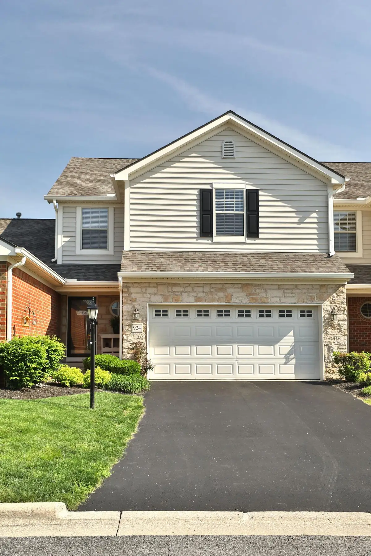 924 Chara Lane, Columbus, OH 43240 - #1