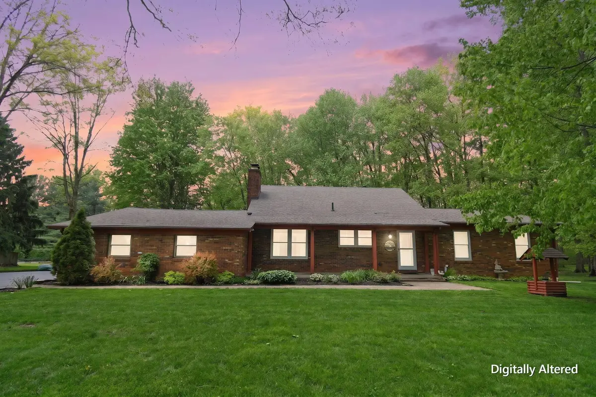 102 Whirlaway Loop Sw, Pataskala, OH 43062 - #1