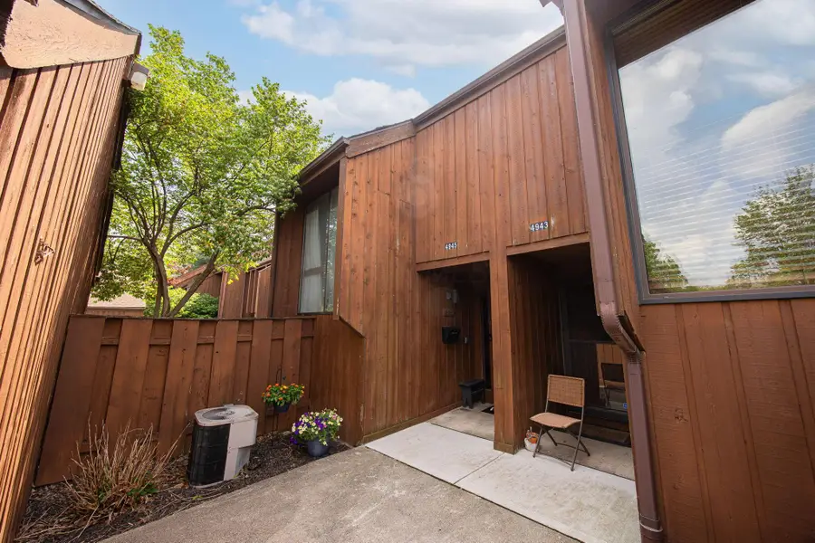 4945 Whistlewood Lane, Westerville, OH 43081 - #2