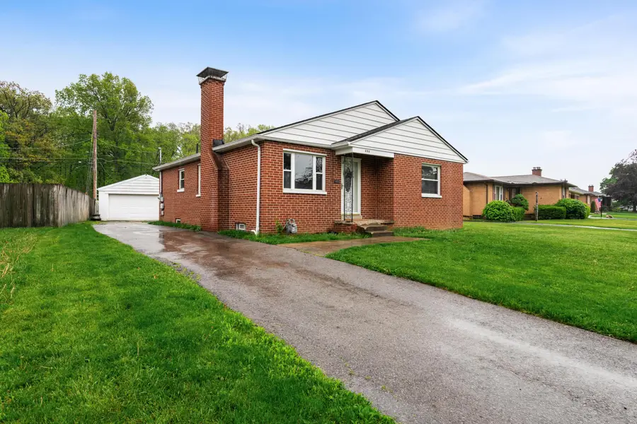 390 Topsfield Road, Columbus, OH 43228 - #2