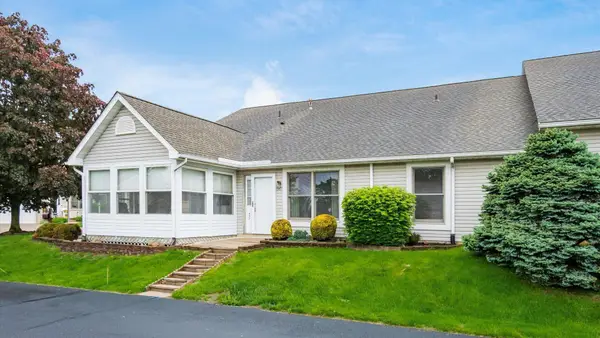 977 Hopewell Heights Drive, Heath, OH 43056