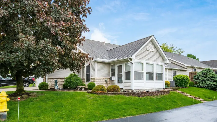 977 Hopewell Heights Drive, Heath, OH 43056 - #3
