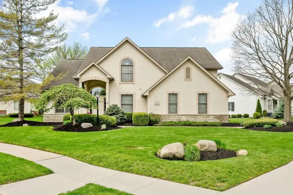 912 Linworth Village Drive, Columbus, OH 43235