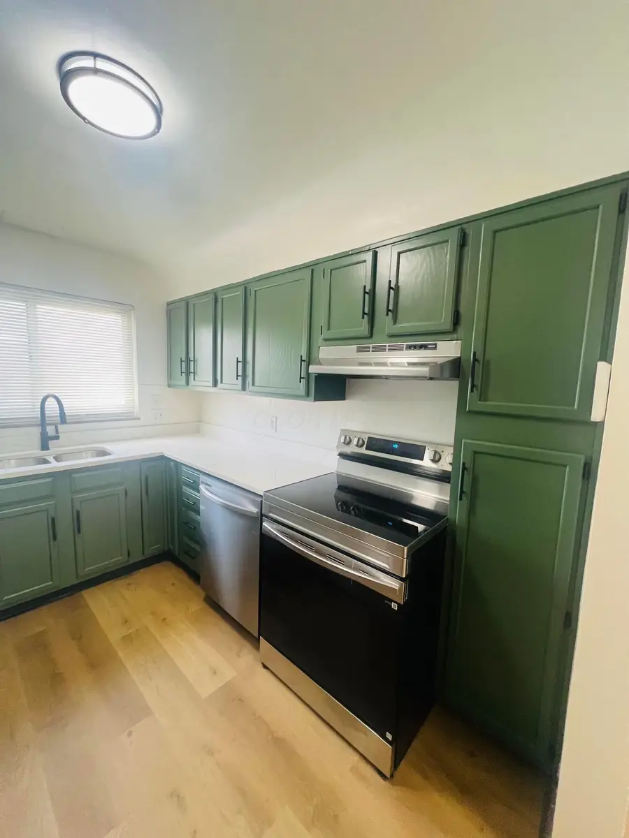 1660 E Weber Road, Columbus, OH 43211 - #2