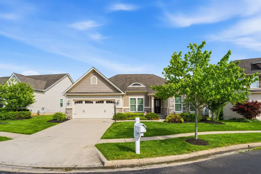 6372 Tournament Drive, Westerville, OH 43082 - #3