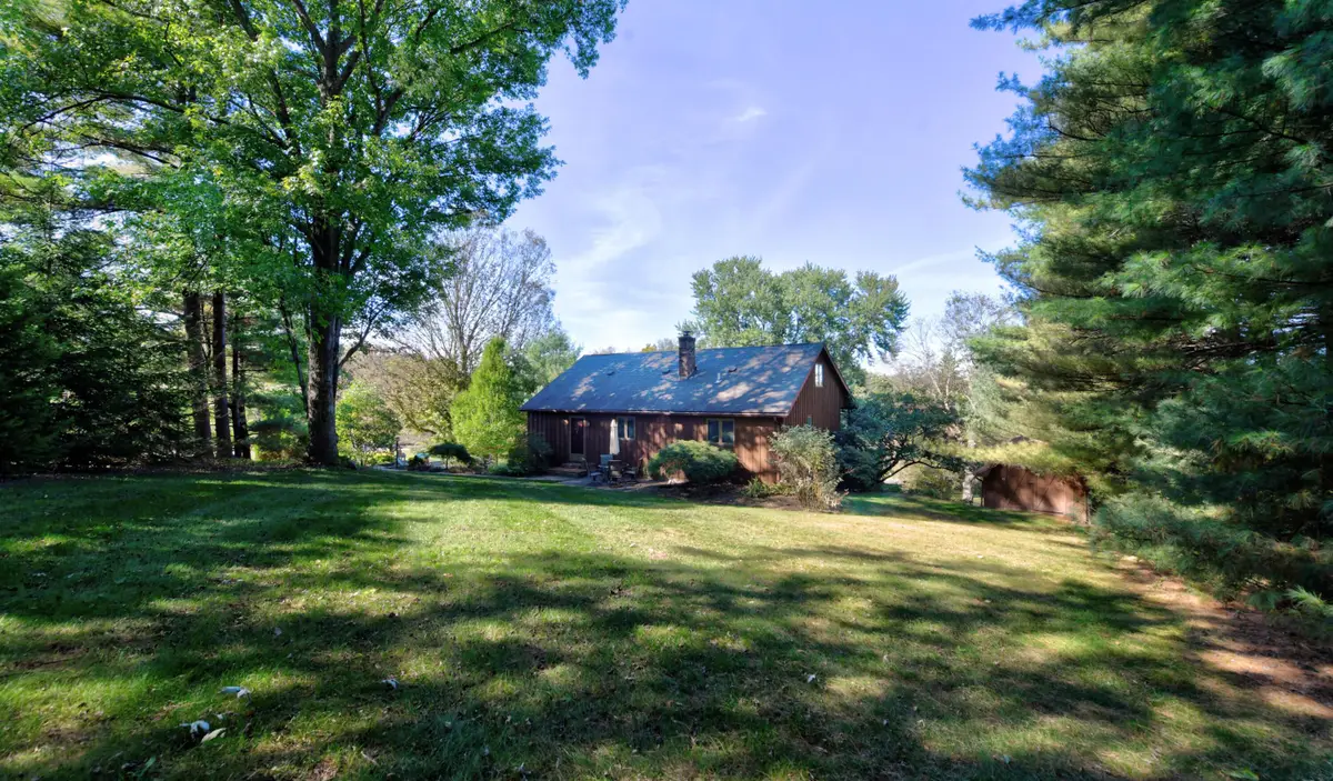 606 Airport Road, Zanesville, OH 43701 - #1