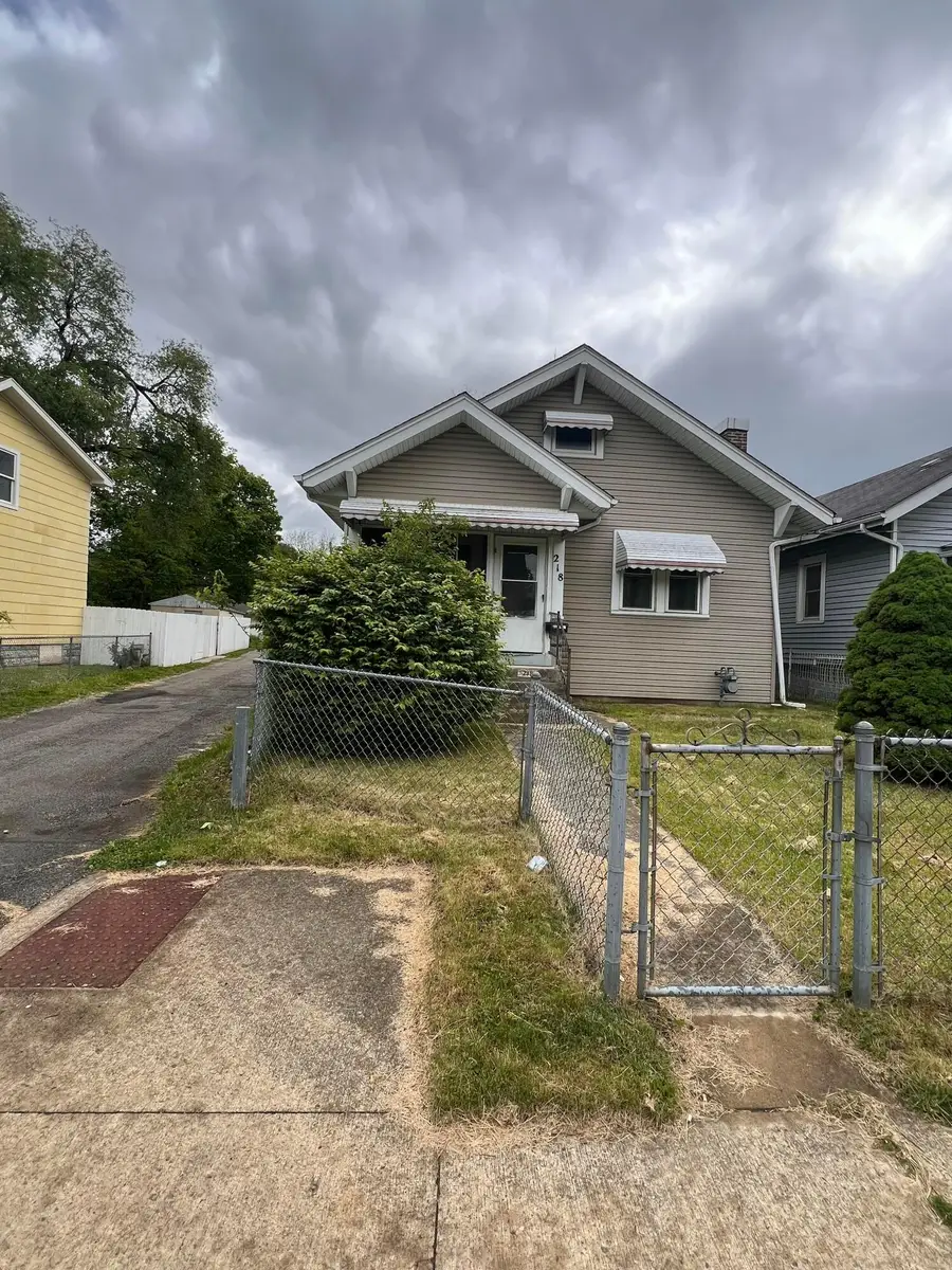 218 Belvidere Avenue, Columbus, OH 43223 - #3