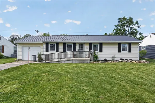 610 Belle Aire Place, Washington Court House, OH 43160