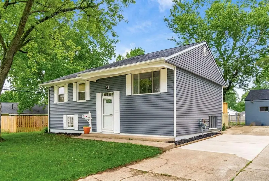 543 Knights Avenue, Columbus, OH 43230 - #3