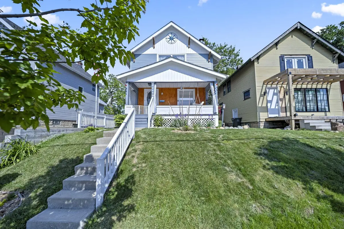 1040 S Champion Avenue, Columbus, OH 43206 - #1