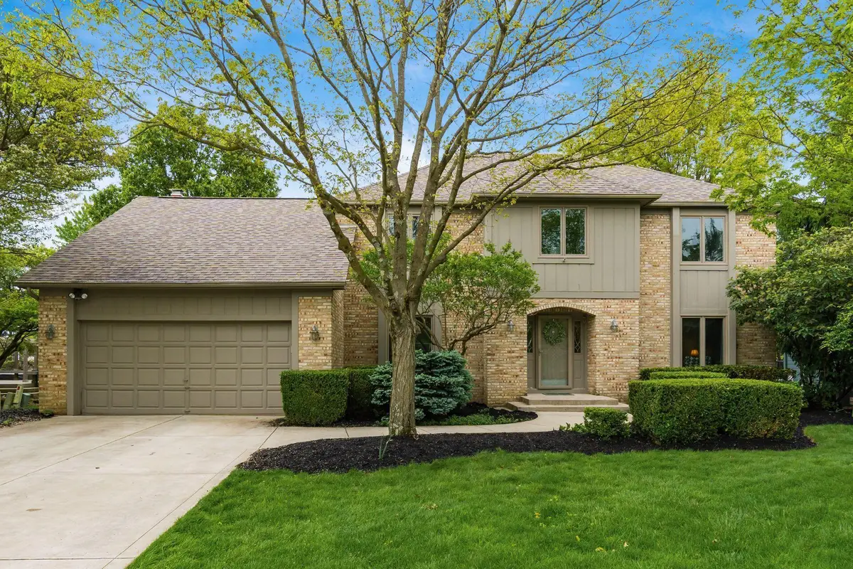 8900 Locherbie Court, Dublin, OH 43017 - #1