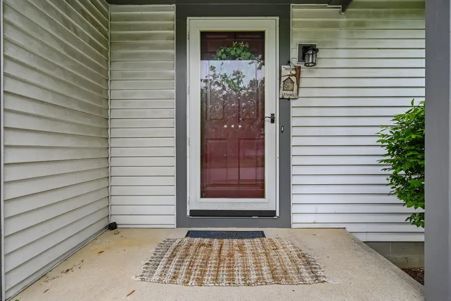 569 Meadows Boulevard, Pickerington, OH 43147 - #2