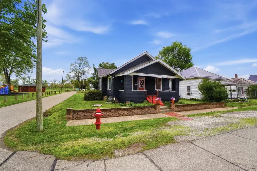 909 W Sugar Street, Mount Vernon, OH 43050 - #3