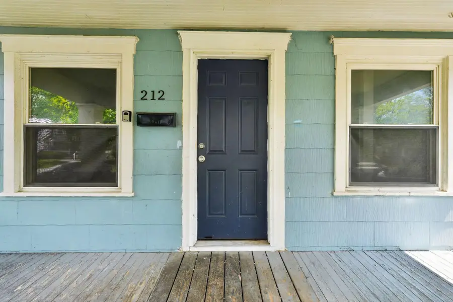 212 N Ogden Avenue, Columbus, OH 43204 - #2