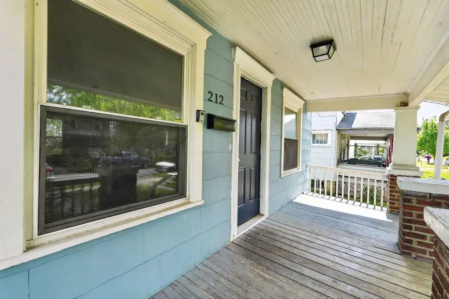 212 N Ogden Avenue, Columbus, OH 43204 - #3
