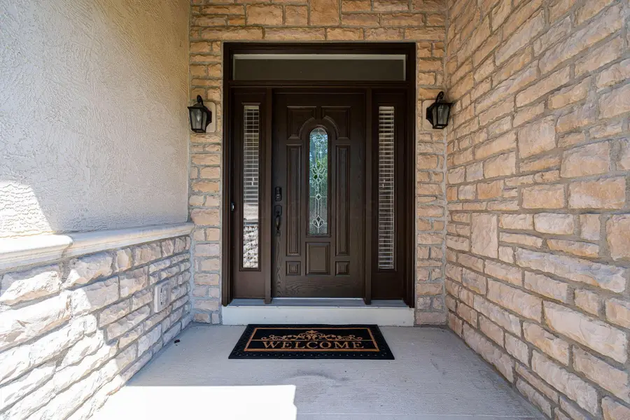 405 Connors Grove, Columbus, OH 43213 - #2