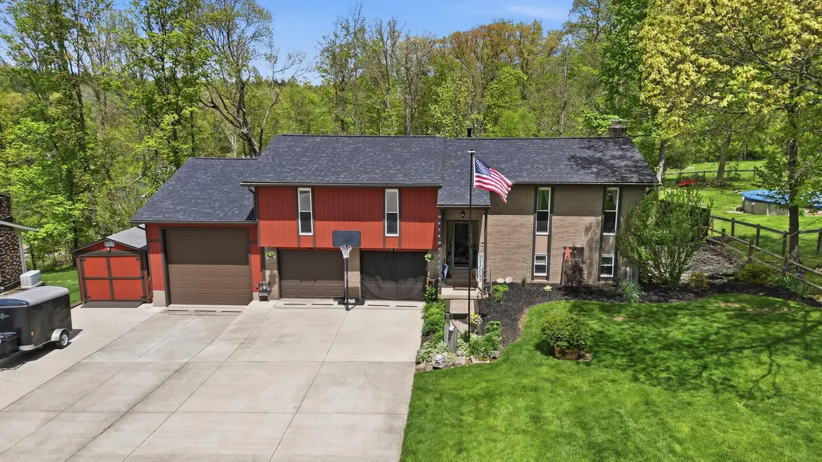 447 Deer Trail Drive, Thornville, OH 43076 - #1