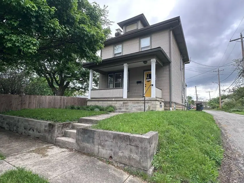 982 Olmstead Avenue, Columbus, OH 43201 - #2