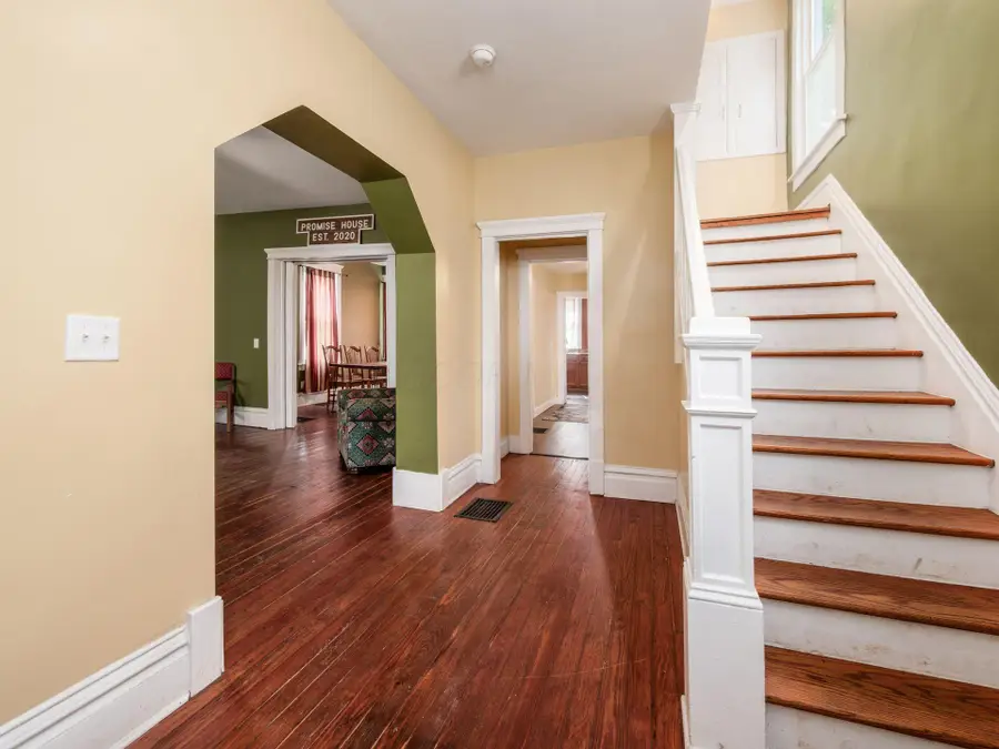 473 N Ohio Avenue, Columbus, OH 43203 - #3