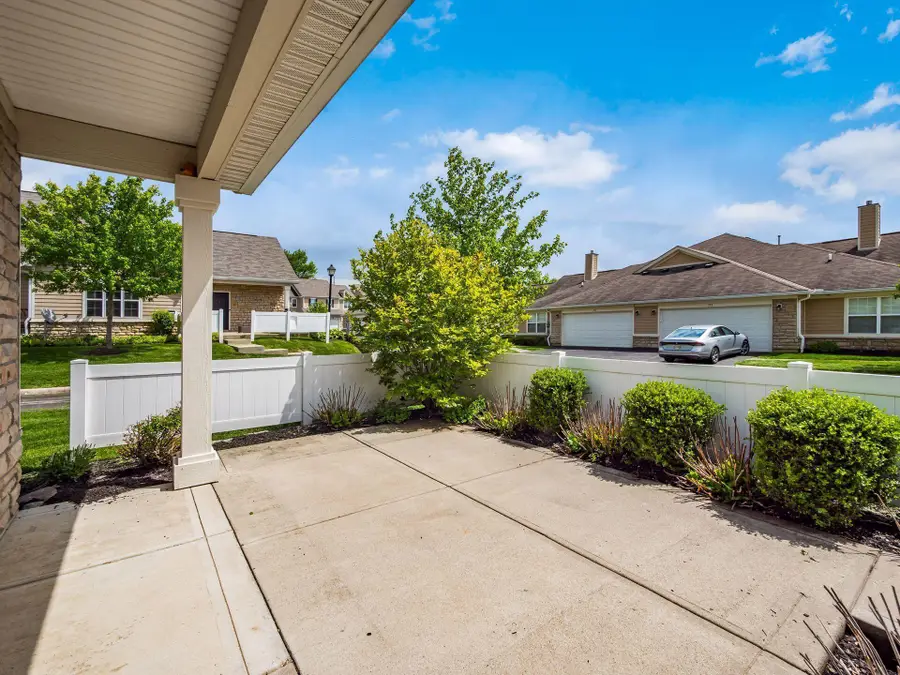 364 Cover Place, Columbus, OH 43235 - #2