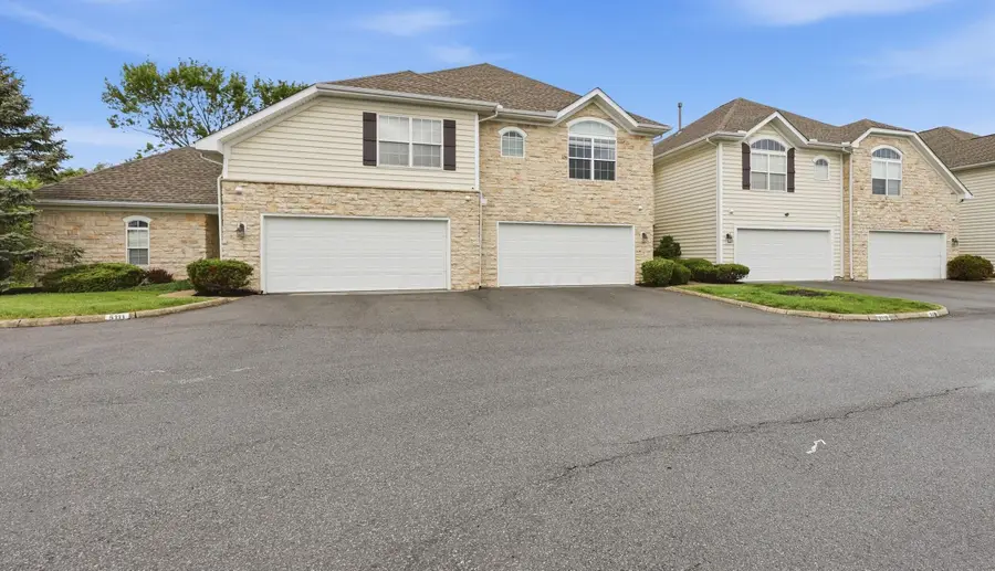 5115 Vinings Boulevard, Dublin, OH 43016 - #2