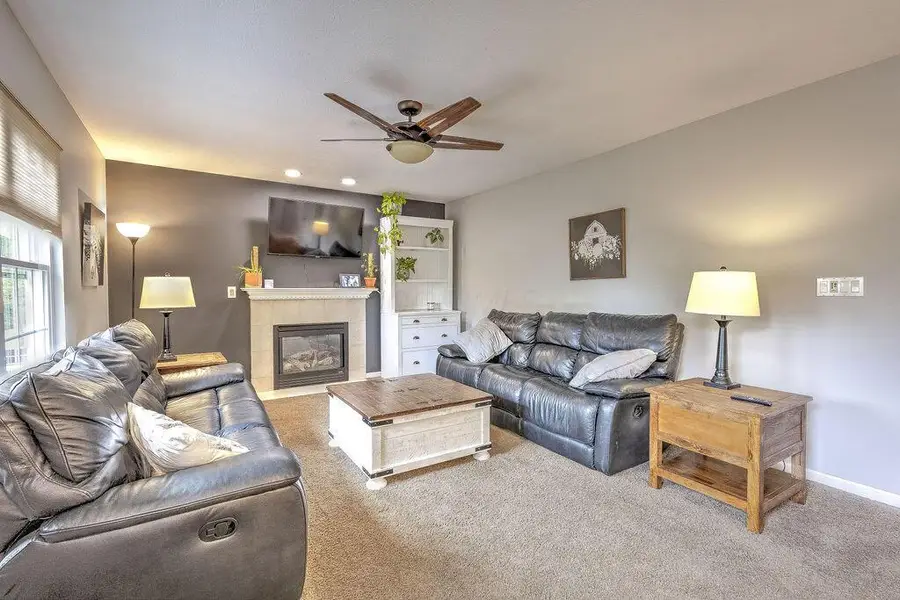 15 Garden Street, Centerburg, OH 43011 - #2