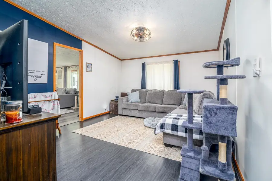 3805 Township Road 235 Sw, Junction City, OH 43748 - #3